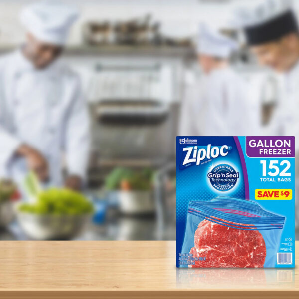 Ziploc Gallon Freezer Bags with New Stay Open Design (152 ct.)